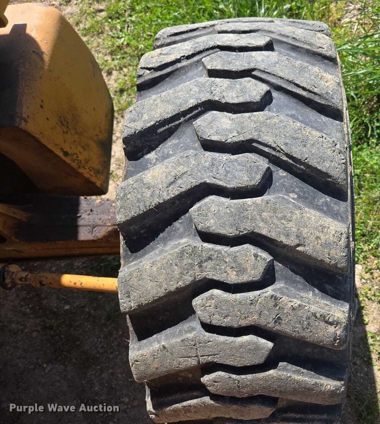 image for item ED1984 2001 Case 580 Super M backhoe