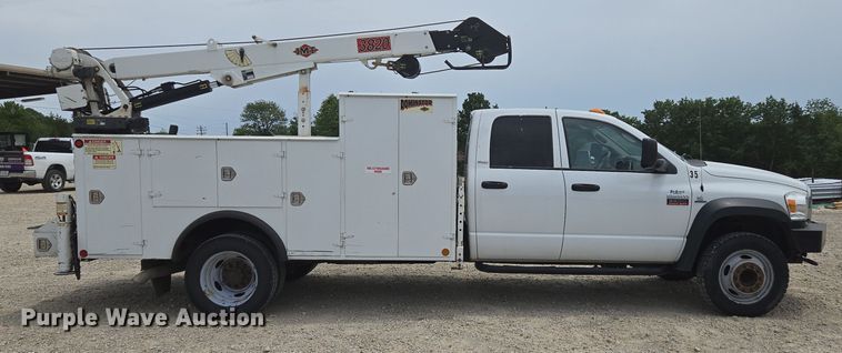 image for item ED1991 2010 Dodge Ram 5500 utility / service truck