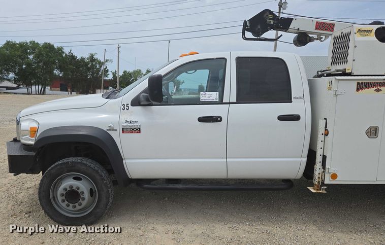 image for item ED1991 2010 Dodge Ram 5500 utility / service truck