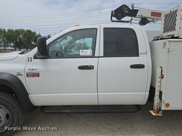image for item ED1991 2010 Dodge Ram 5500 utility / service truck