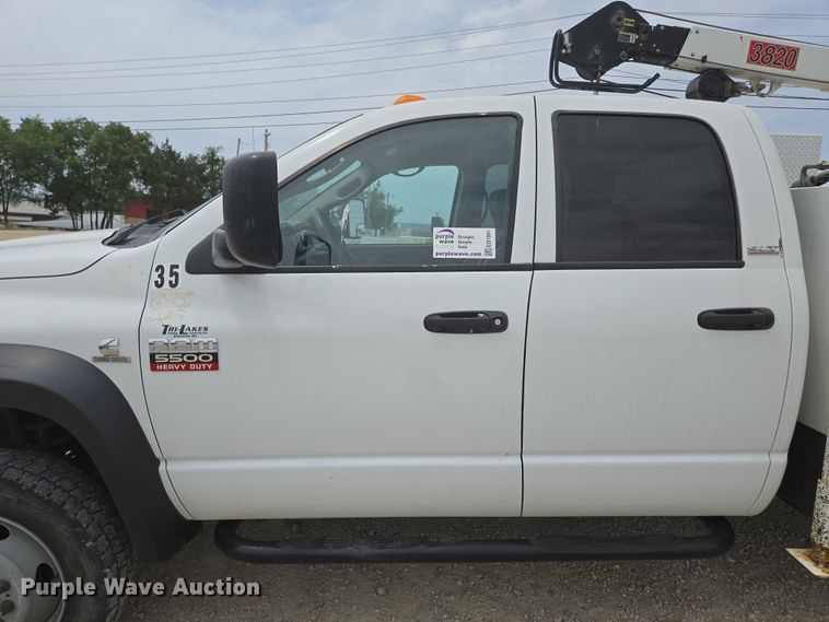 image for item ED1991 2010 Dodge Ram 5500 utility / service truck