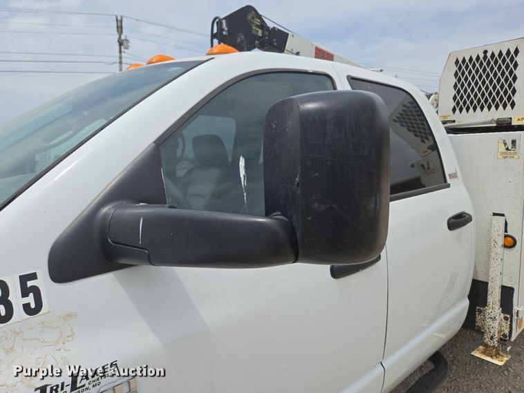 image for item ED1991 2010 Dodge Ram 5500 utility / service truck