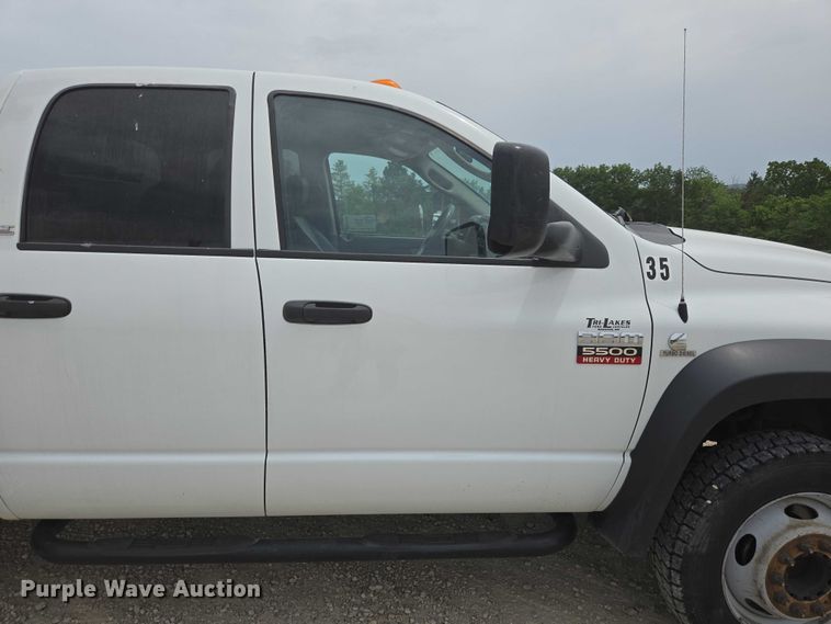 image for item ED1991 2010 Dodge Ram 5500 utility / service truck