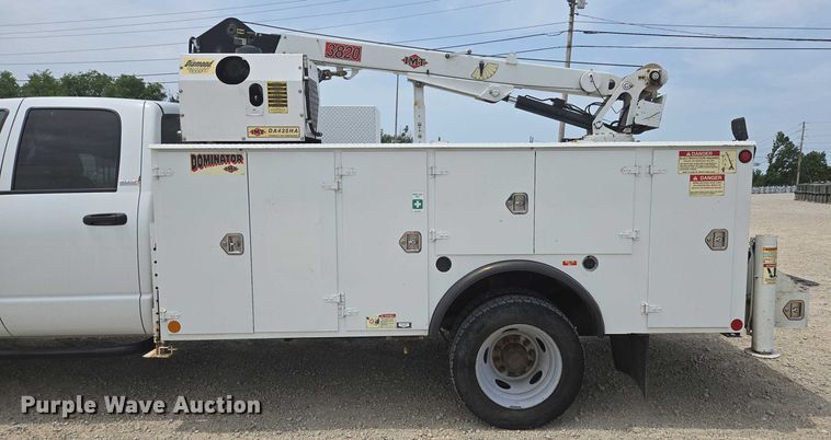 image for item ED1991 2010 Dodge Ram 5500 utility / service truck