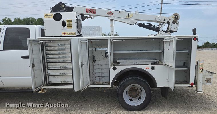 image for item ED1991 2010 Dodge Ram 5500 utility / service truck