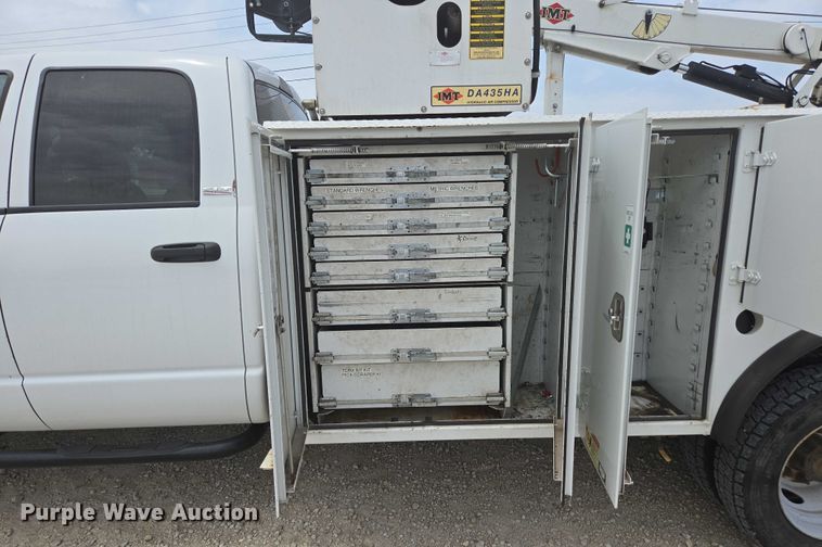 image for item ED1991 2010 Dodge Ram 5500 utility / service truck