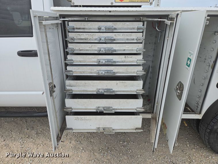 image for item ED1991 2010 Dodge Ram 5500 utility / service truck