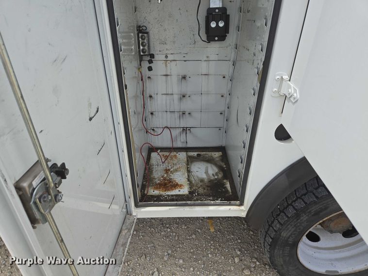 image for item ED1991 2010 Dodge Ram 5500 utility / service truck