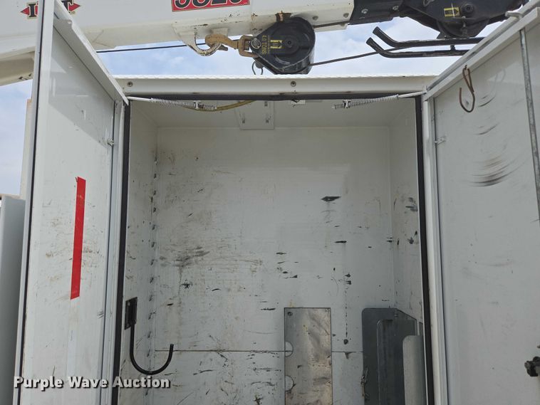 image for item ED1991 2010 Dodge Ram 5500 utility / service truck