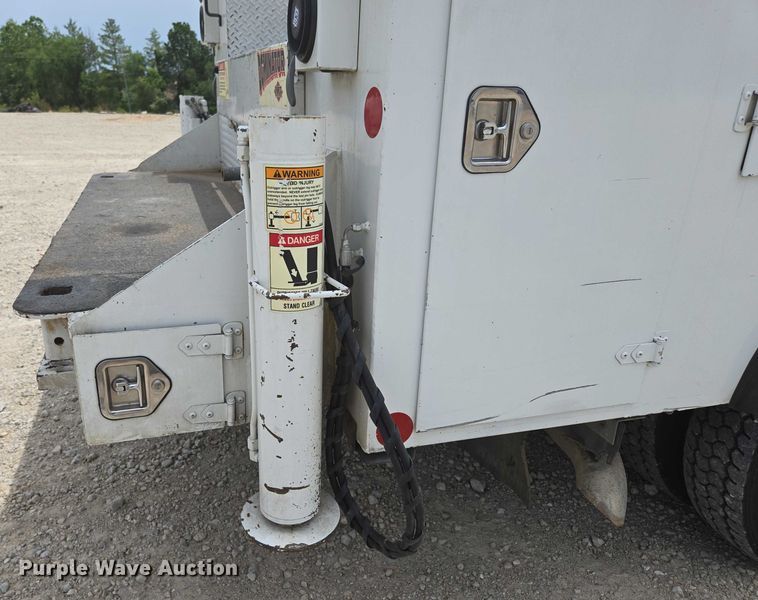 image for item ED1991 2010 Dodge Ram 5500 utility / service truck