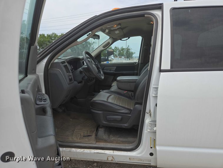 image for item ED1991 2010 Dodge Ram 5500 utility / service truck