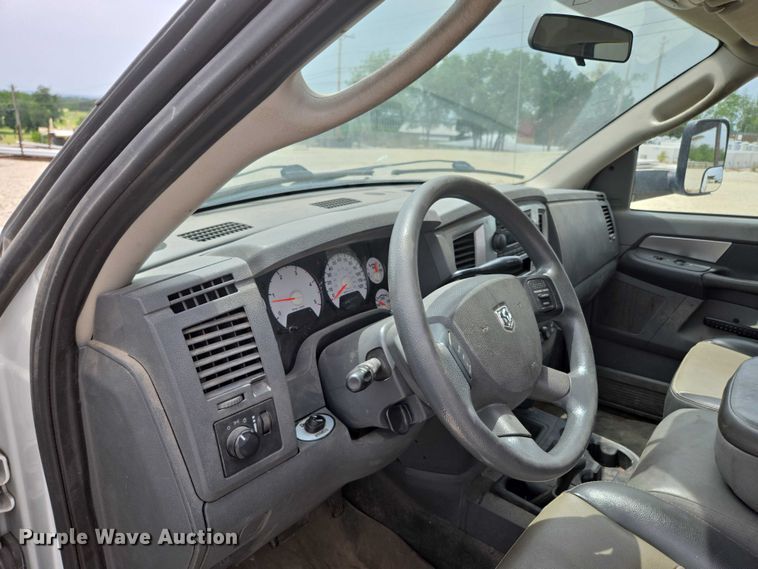 image for item ED1991 2010 Dodge Ram 5500 utility / service truck