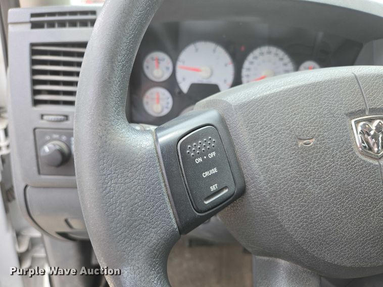 image for item ED1991 2010 Dodge Ram 5500 utility / service truck