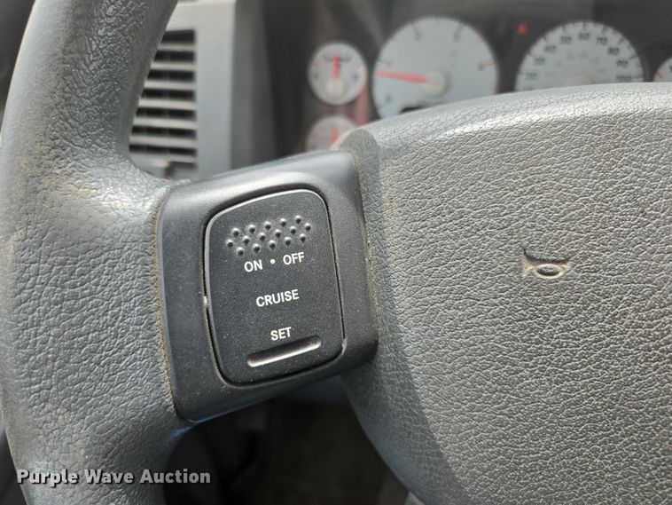 image for item ED1991 2010 Dodge Ram 5500 utility / service truck