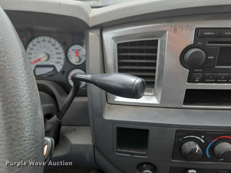 image for item ED1991 2010 Dodge Ram 5500 utility / service truck