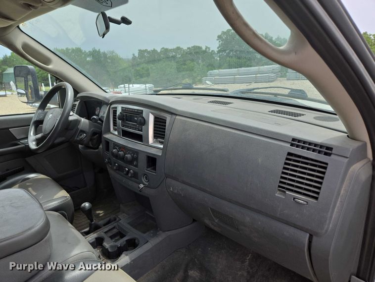 image for item ED1991 2010 Dodge Ram 5500 utility / service truck