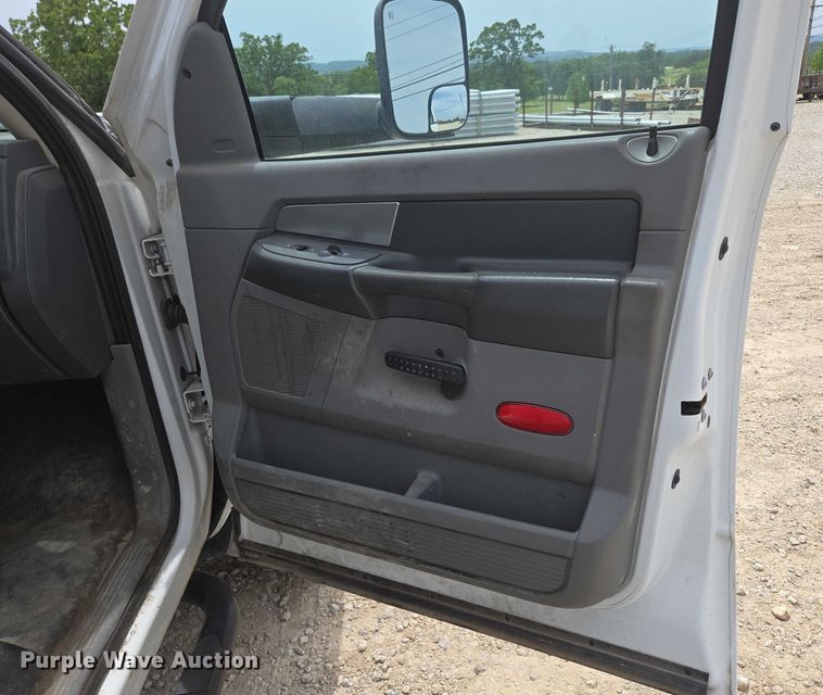 image for item ED1991 2010 Dodge Ram 5500 utility / service truck
