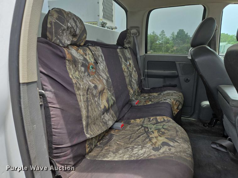 image for item ED1991 2010 Dodge Ram 5500 utility / service truck