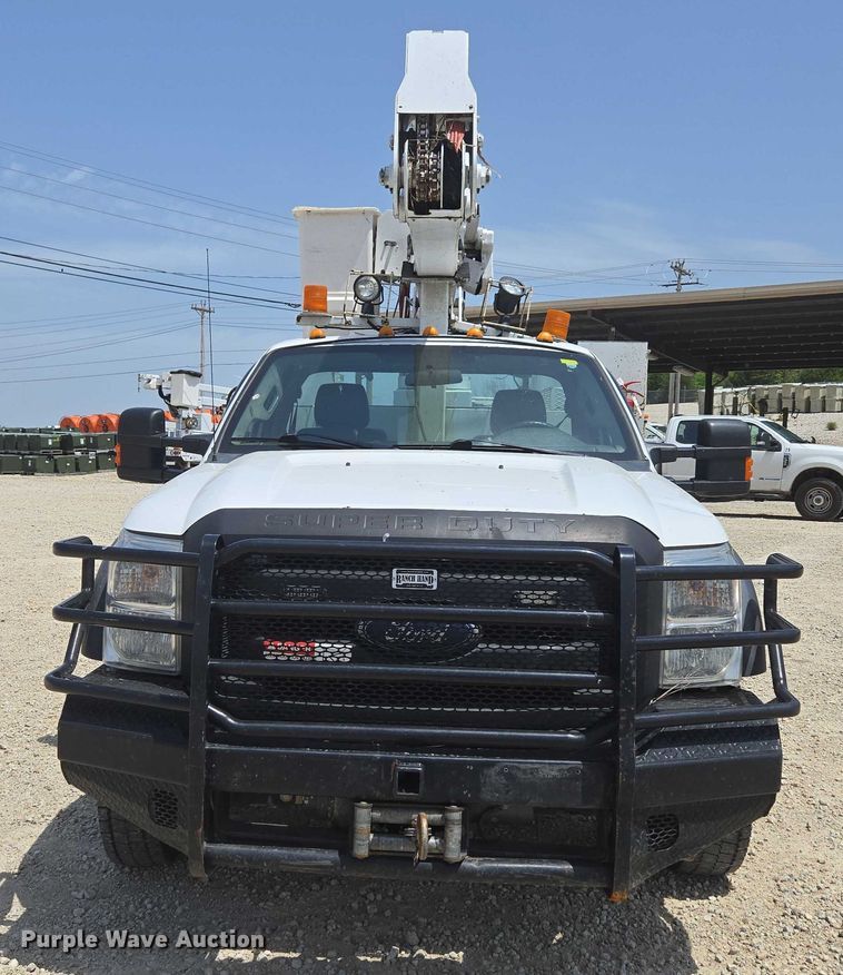 image for item ED1992 2016 Ford F550 Super Duty XL bucket truck