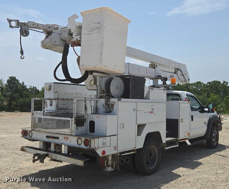 image for item ED1992 2016 Ford F550 Super Duty XL bucket truck