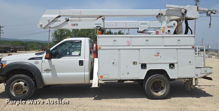 image for item ED1992 2016 Ford F550 Super Duty XL bucket truck