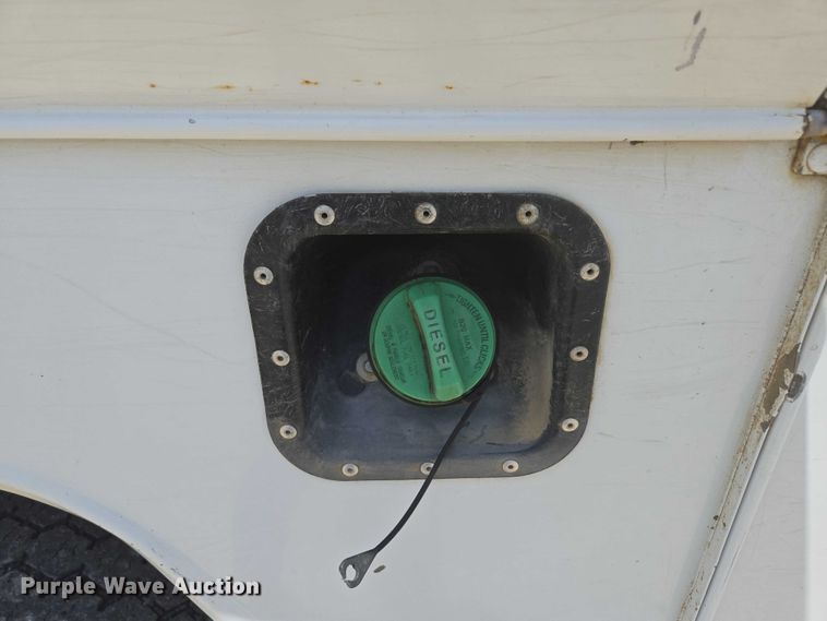 image for item ED1992 2016 Ford F550 Super Duty XL bucket truck