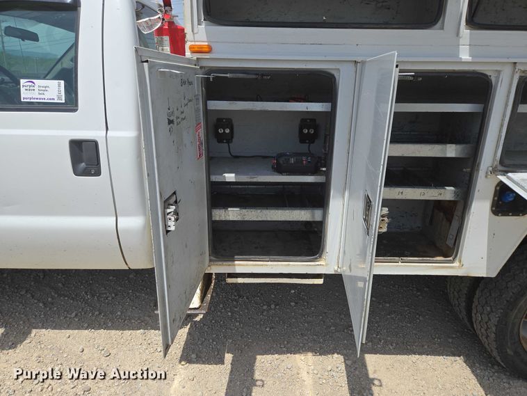 image for item ED1992 2016 Ford F550 Super Duty XL bucket truck