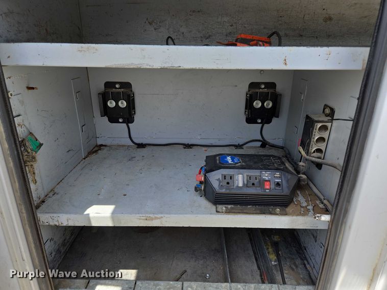 image for item ED1992 2016 Ford F550 Super Duty XL bucket truck