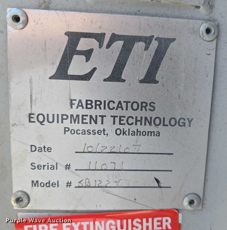 image for item ED1992 2016 Ford F550 Super Duty XL bucket truck