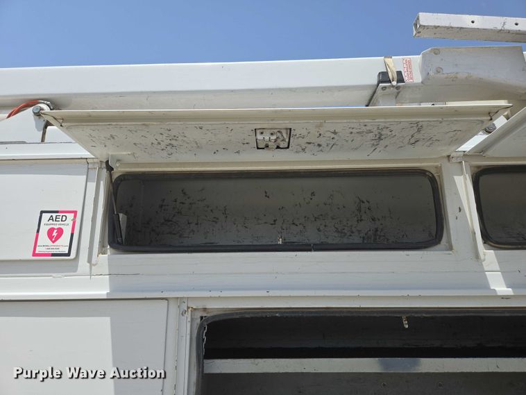 image for item ED1992 2016 Ford F550 Super Duty XL bucket truck