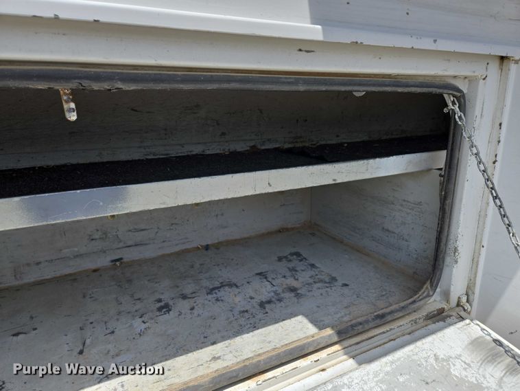 image for item ED1992 2016 Ford F550 Super Duty XL bucket truck