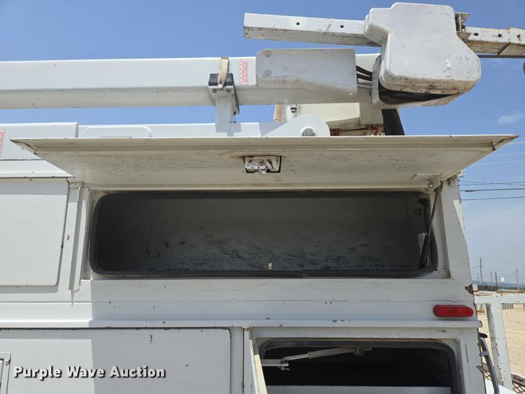 image for item ED1992 2016 Ford F550 Super Duty XL bucket truck