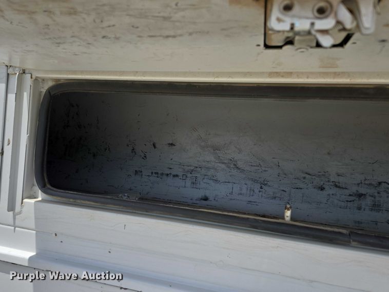 image for item ED1992 2016 Ford F550 Super Duty XL bucket truck