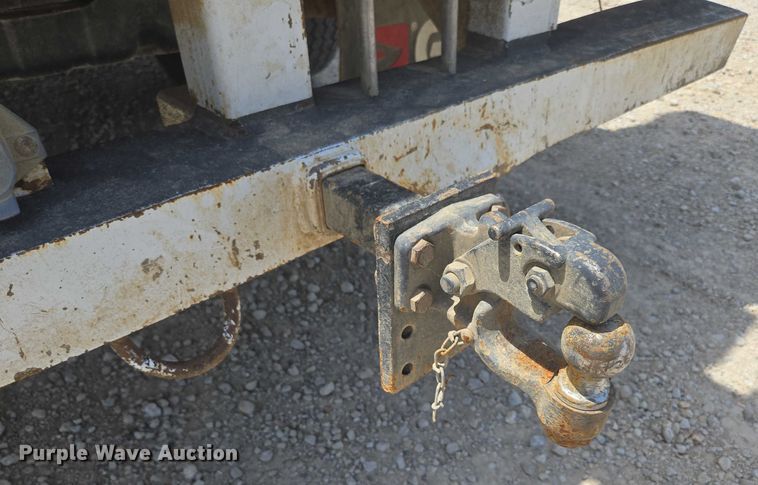 image for item ED1992 2016 Ford F550 Super Duty XL bucket truck