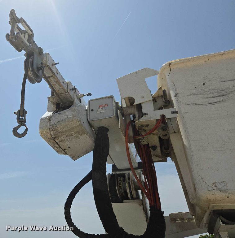 image for item ED1992 2016 Ford F550 Super Duty XL bucket truck