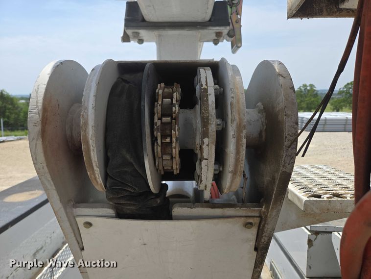 image for item ED1992 2016 Ford F550 Super Duty XL bucket truck