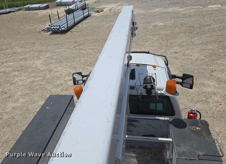 image for item ED1992 2016 Ford F550 Super Duty XL bucket truck
