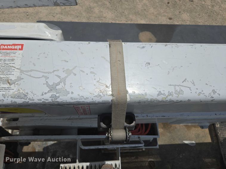 image for item ED1992 2016 Ford F550 Super Duty XL bucket truck