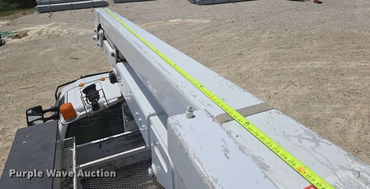 image for item ED1992 2016 Ford F550 Super Duty XL bucket truck