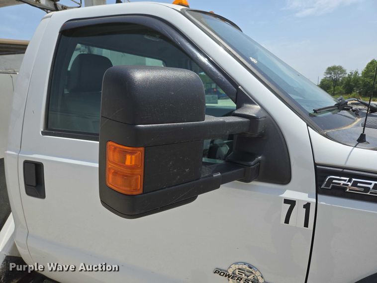 image for item ED1992 2016 Ford F550 Super Duty XL bucket truck