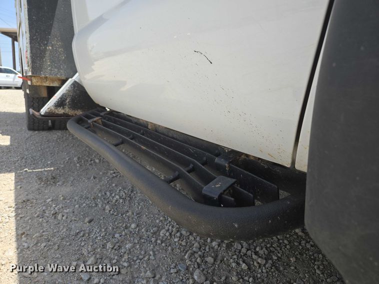 image for item ED1992 2016 Ford F550 Super Duty XL bucket truck