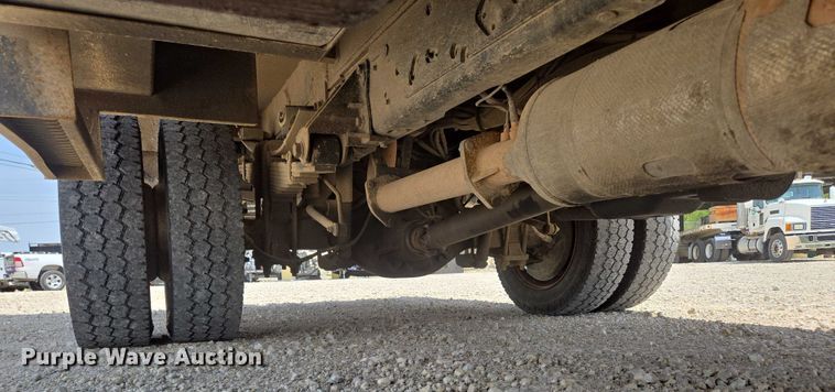 image for item ED1992 2016 Ford F550 Super Duty XL bucket truck