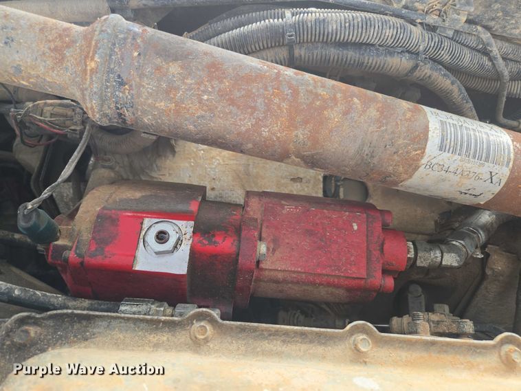 image for item ED1992 2016 Ford F550 Super Duty XL bucket truck