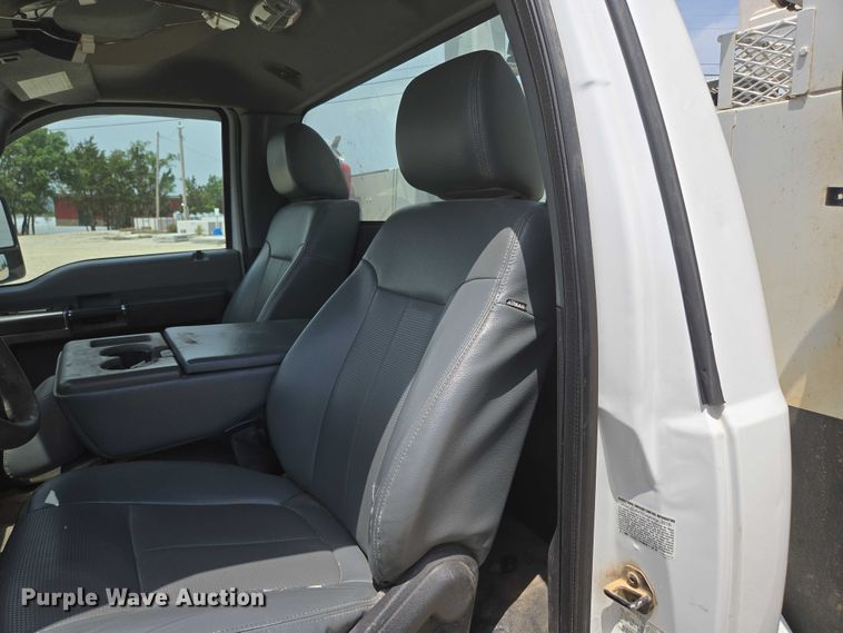 image for item ED1992 2016 Ford F550 Super Duty XL bucket truck