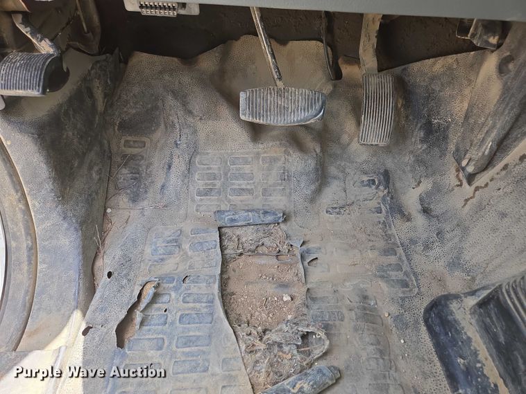 image for item ED1992 2016 Ford F550 Super Duty XL bucket truck