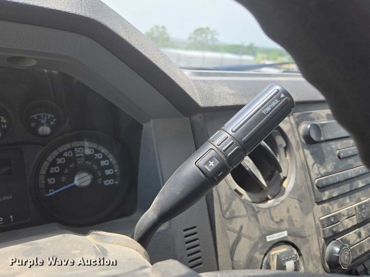 image for item ED1992 2016 Ford F550 Super Duty XL bucket truck