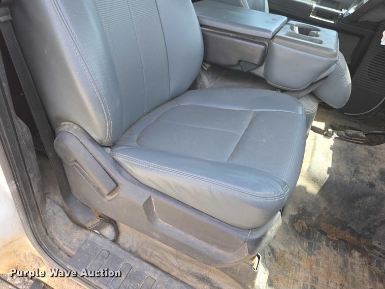 image for item ED1992 2016 Ford F550 Super Duty XL bucket truck