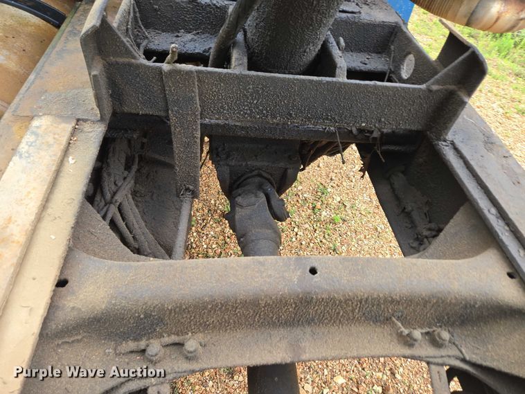 image for item ED1994 1989 Freightliner FLD120 dump truck