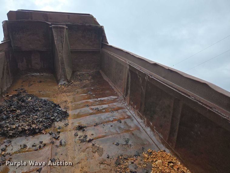 image for item ED1994 1989 Freightliner FLD120 dump truck