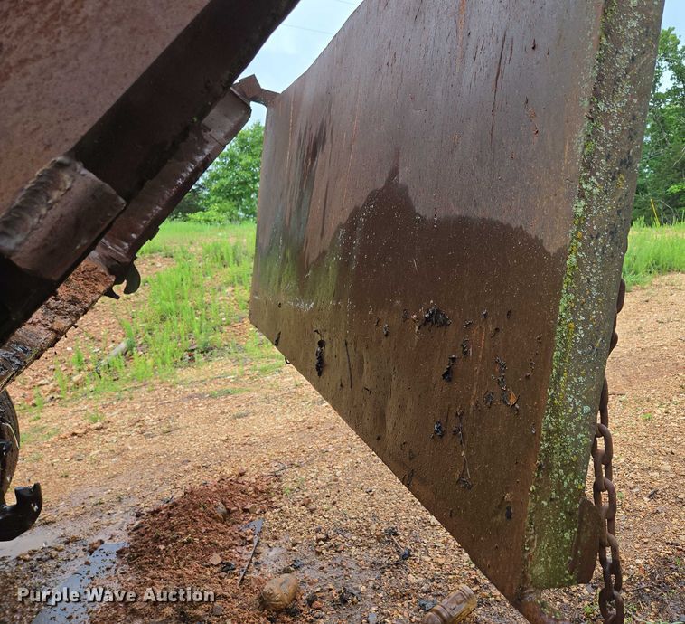 image for item ED1994 1989 Freightliner FLD120 dump truck